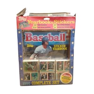 Topps Baseball Yearbook & Stickers / 1990 Complete Set